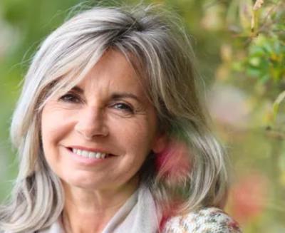Saskia: spiritueel medium &amp; natuurlijke healer voor directe inzichten met warme helderheid.